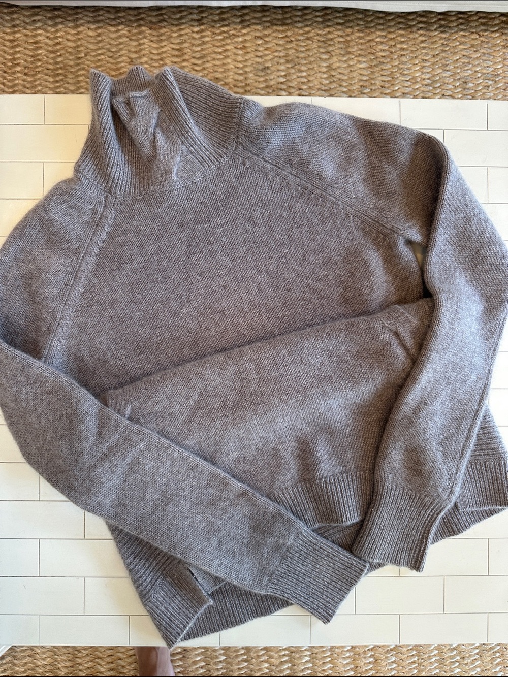GARNETT HILL Mock Turtleneck Cashmere Sweater (XS)